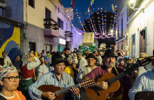 17 carretas y 17 agrupaciones folclóricas participan en la Romería-Ofrenda de San Antonio 'El Chico' este sábado