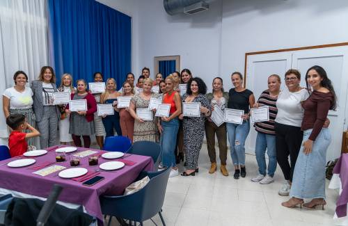 19 vecinas certifican como gobernantas con el curso organizado por el Ayuntamiento