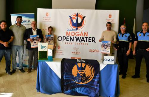 La III Gloria Mogán Open Water se celebra este sábado con 500 inscritos