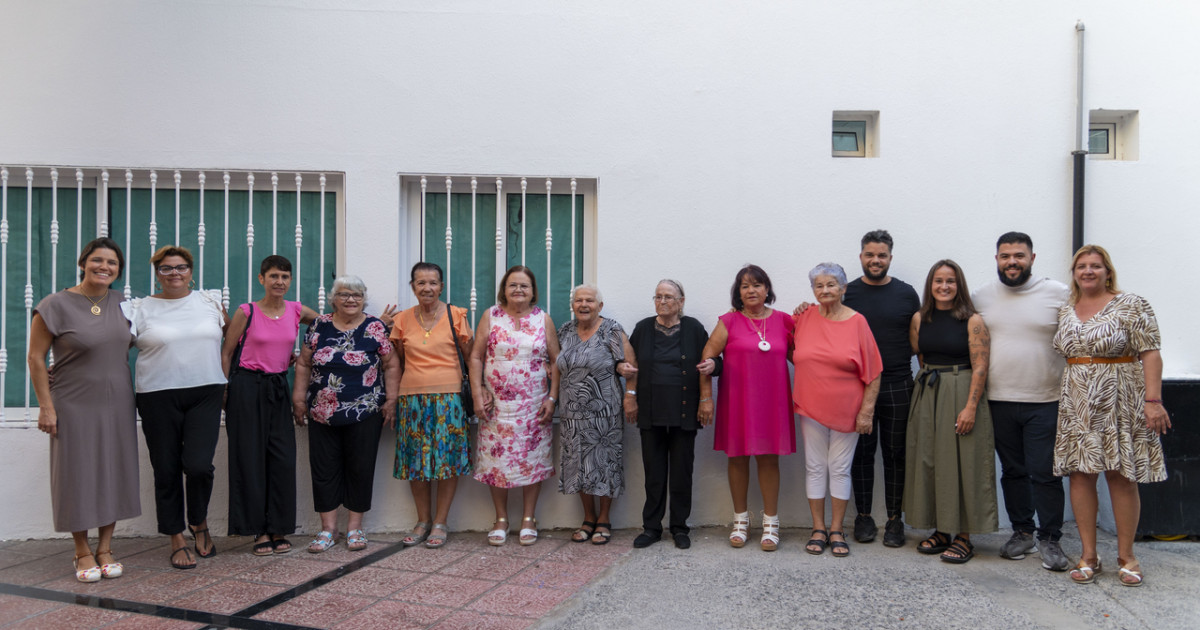 Mogán reconoce a siete mujeres de mar