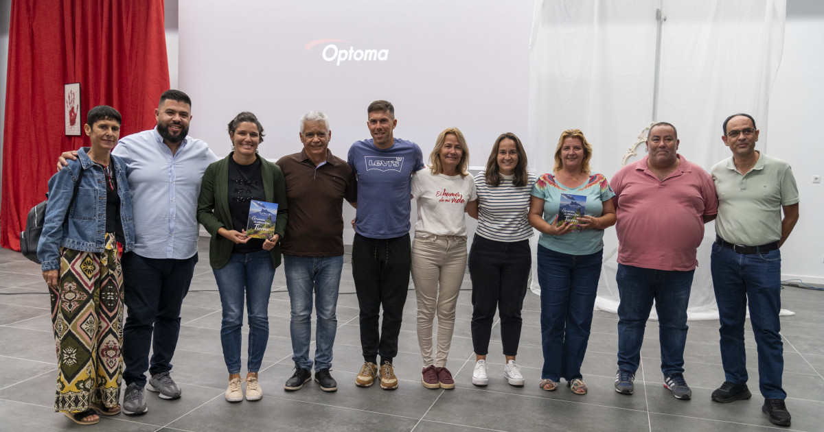 Román Moreno Afonso presenta  Aromas de Nuestra Tierra