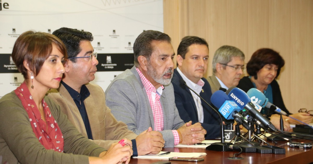 La Asociación de Municipios Turísticos de Canarias solicitará reuniones con los grupos parlamentarios para explicar sus objetivos