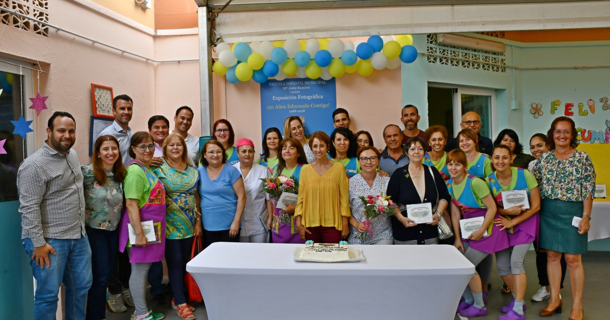 El Ayuntamiento homenajea a las educadoras de la Escuela Infantil de Arguineguín en su 30 aniversario