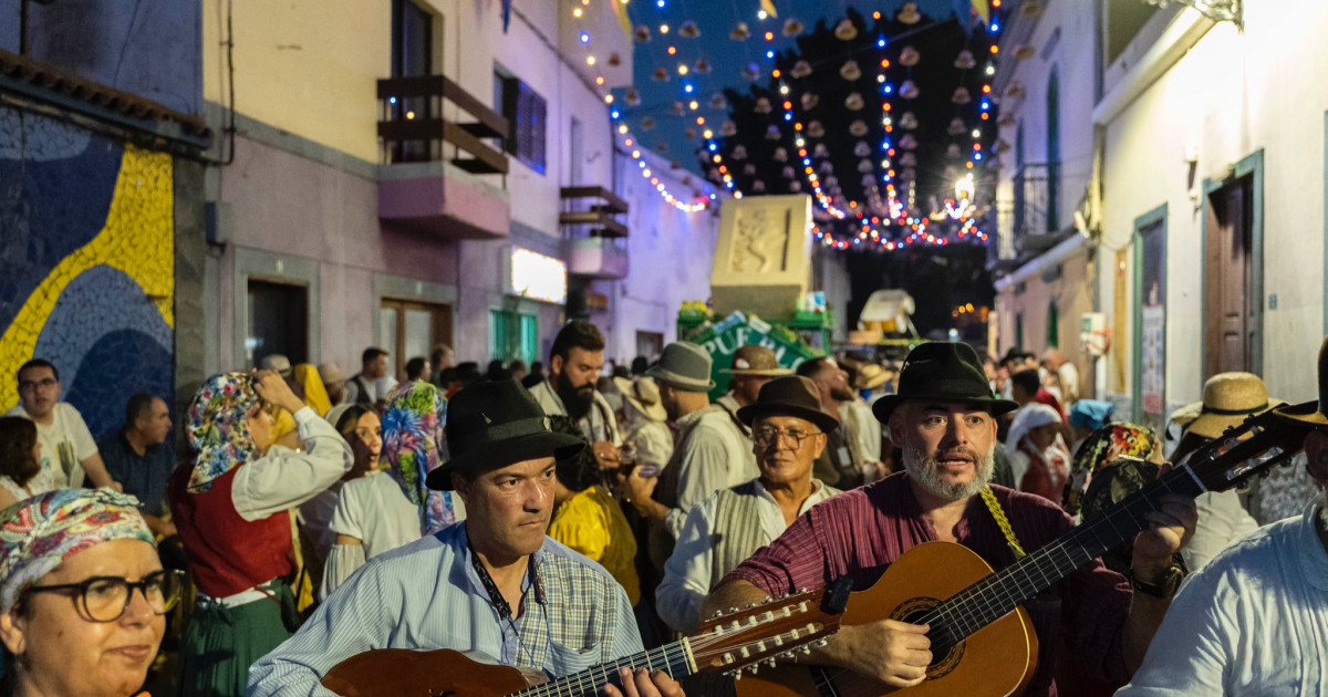 17 carretas y 17 agrupaciones folclóricas participan en la Romería-Ofrenda de San Antonio 'El Chico' este sábado