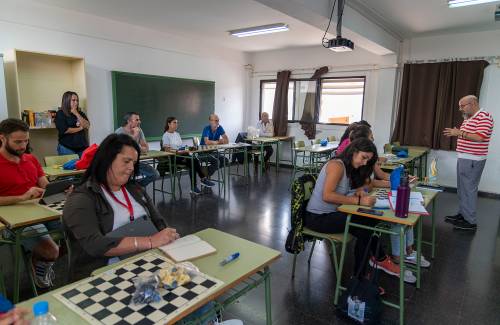 El Ayuntamiento da continuidad  al proyecto que emplea el ajedrez para atender a alumnado con neurodiversidad