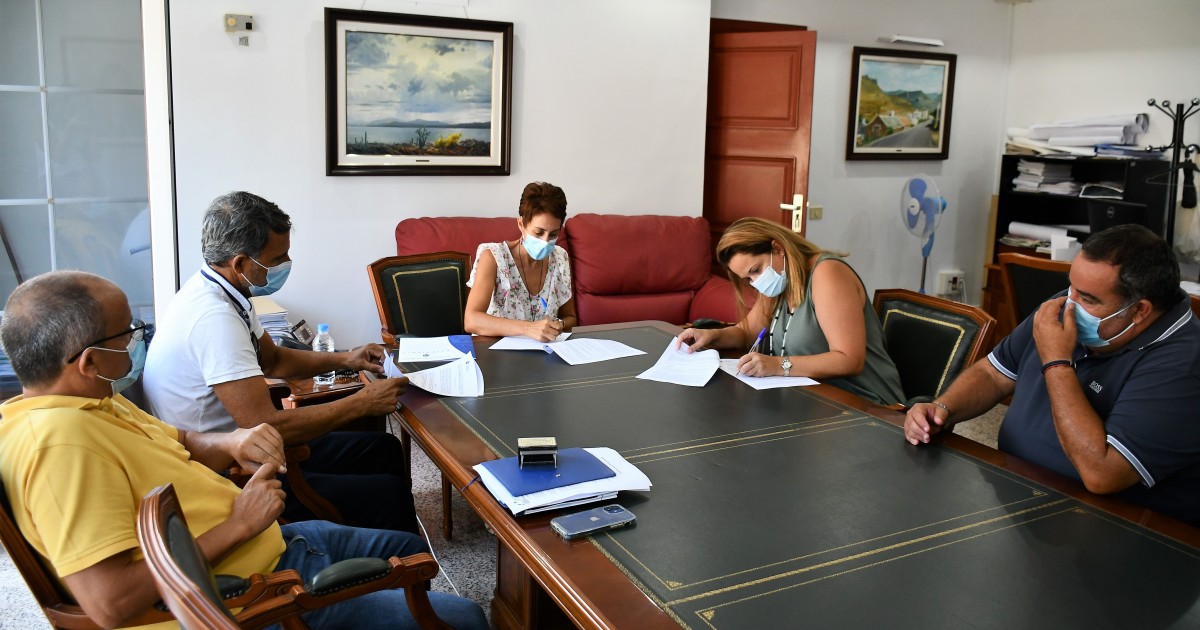 El Ayuntamiento de Mogán subvenciona la formación a los pescadores del municipio con 14.000 euros