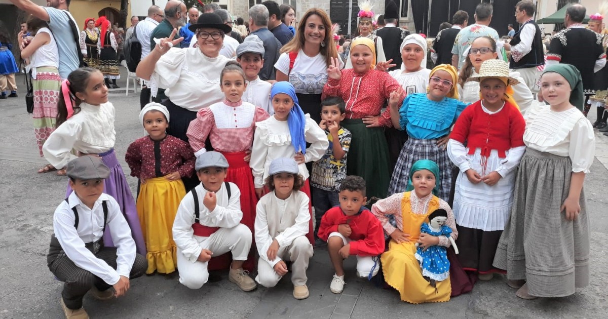 El área infantil de folclore de Mogán participa en el Festival Internacional Mundoculturas 2019