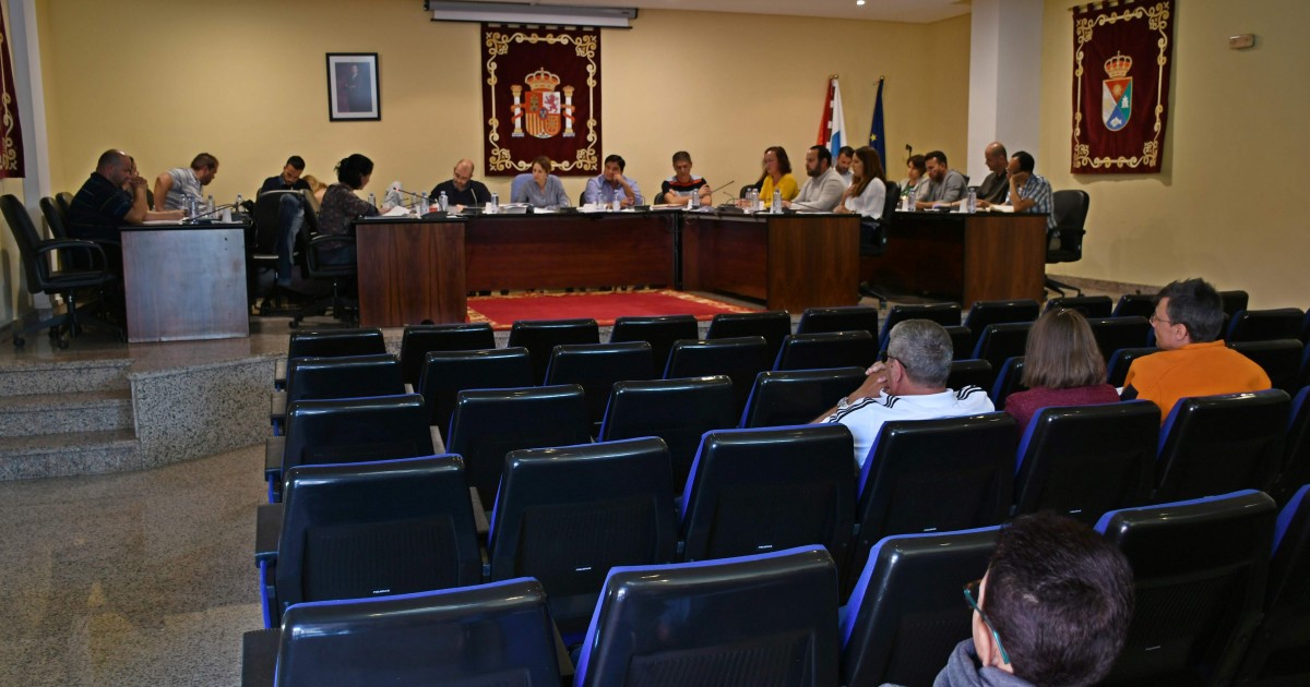 El Pleno de Mogán aprueba la instalación de un punto de recarga para vehículos eléctricos en Puerto Rico