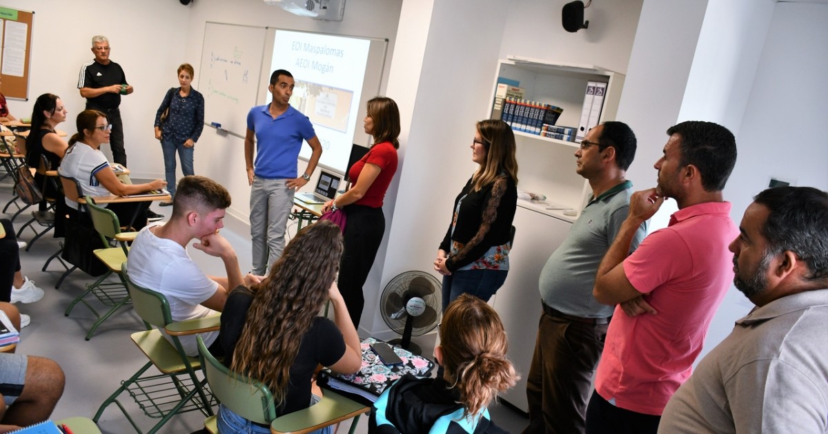 El centro de adultos y el aula de idiomas de Mogán estrenan instalaciones