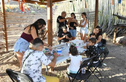 Veneguera fortalece las raíces  canarias con talleres y exhibiciones