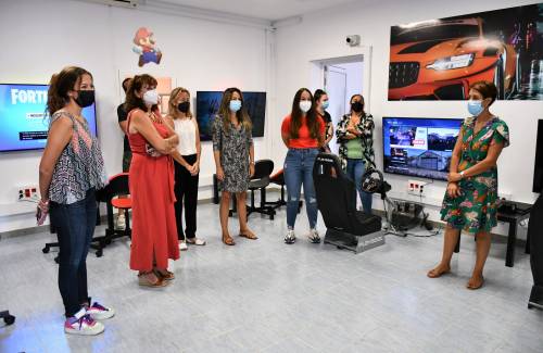 Mogán inaugura el reformado Centro Joven Arguineguín “La Chirina”