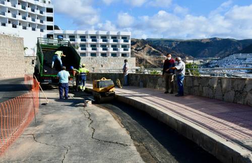 Mogán repara deficiencias de la red de saneamiento en Puerto Rico y Playa de  Mogán